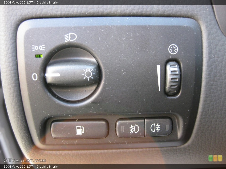 Graphite Interior Controls for the 2004 Volvo S60 2.5T #77354001