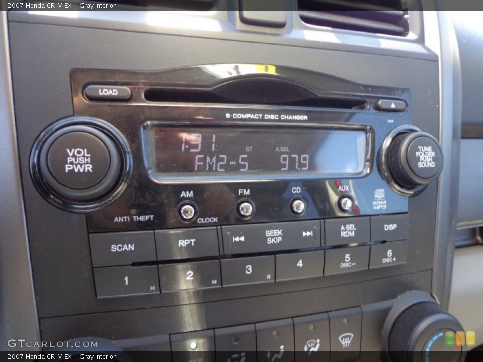 Gray Interior Audio System for the 2007 Honda CR-V EX #77358905