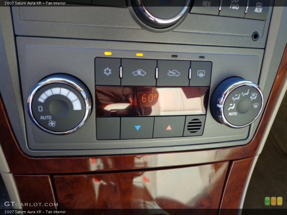 Tan Interior Controls for the 2007 Saturn Aura XR #77360226