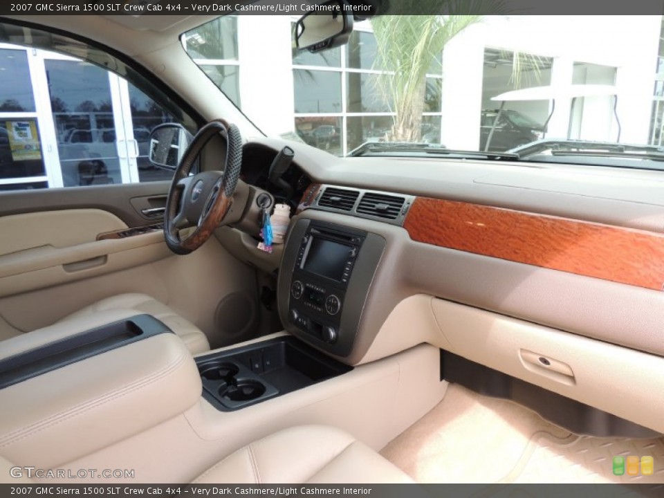 Very Dark Cashmere/Light Cashmere Interior Dashboard for the 2007 GMC Sierra 1500 SLT Crew Cab 4x4 #77362392