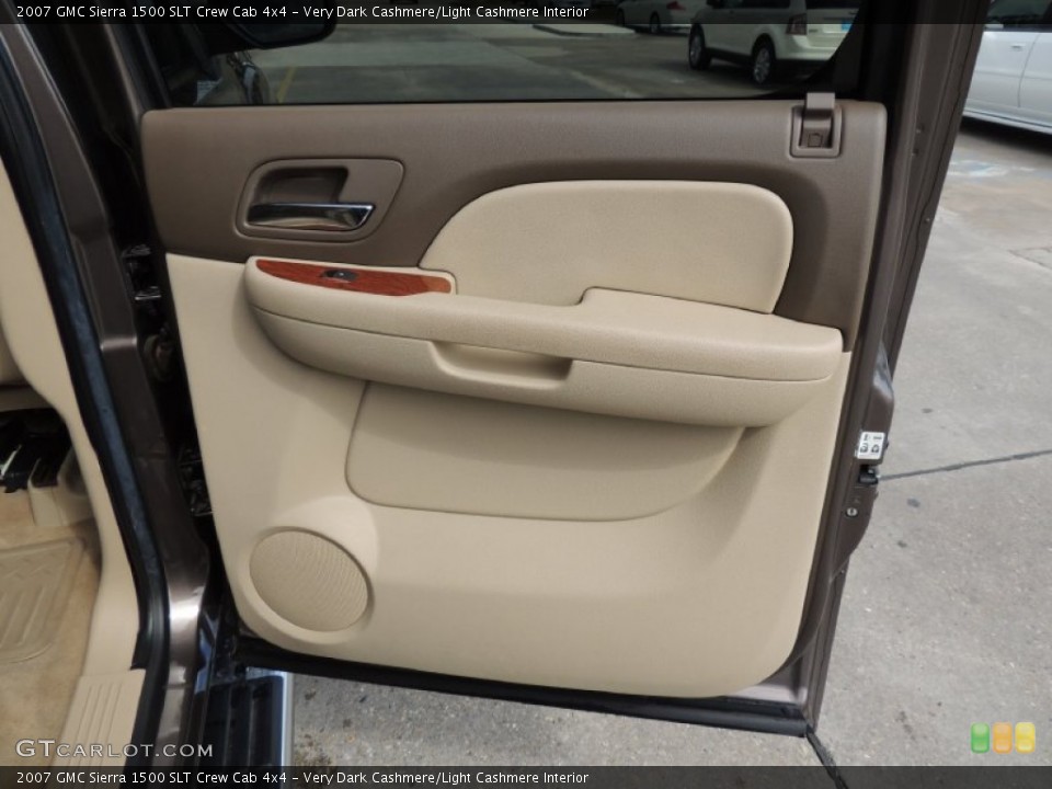 Very Dark Cashmere/Light Cashmere Interior Door Panel for the 2007 GMC Sierra 1500 SLT Crew Cab 4x4 #77362476