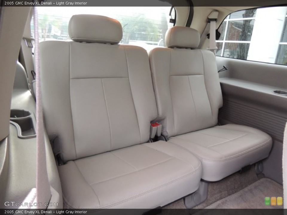 Light Gray Interior Rear Seat for the 2005 GMC Envoy XL Denali #77365473