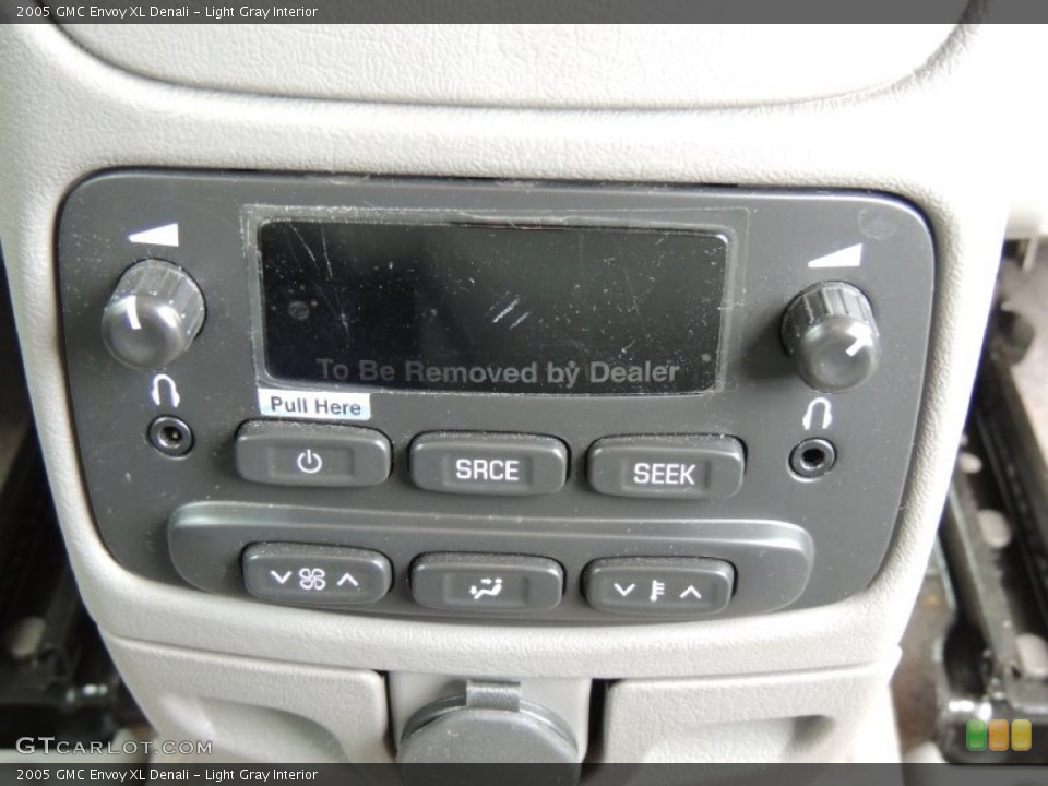 Light Gray Interior Controls for the 2005 GMC Envoy XL Denali #77365496