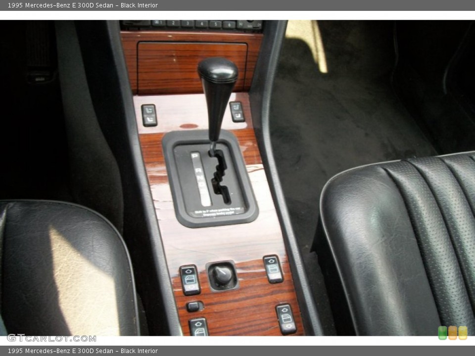 Black Interior Controls for the 1995 Mercedes-Benz E 300D Sedan #77366508