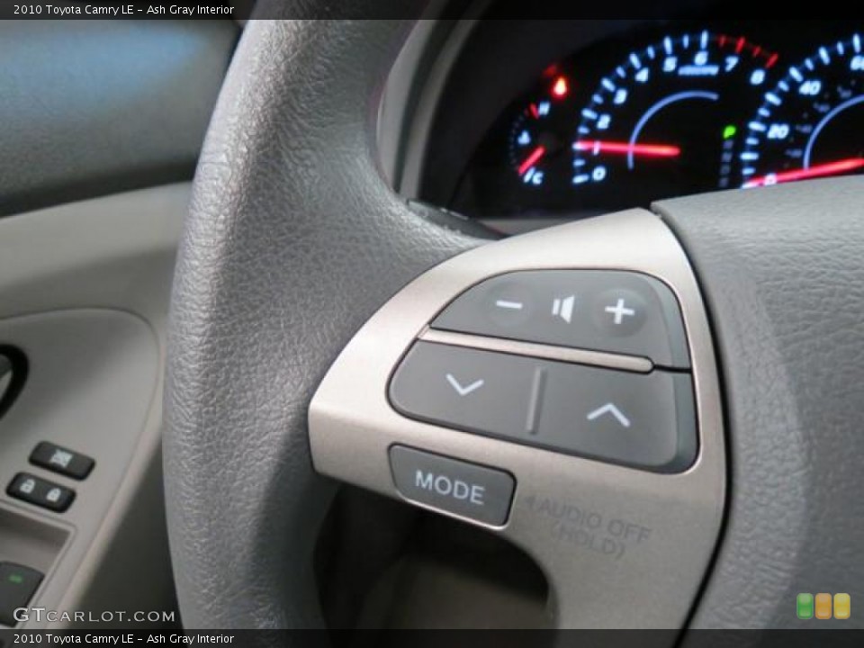 Ash Gray Interior Controls for the 2010 Toyota Camry LE #77369350