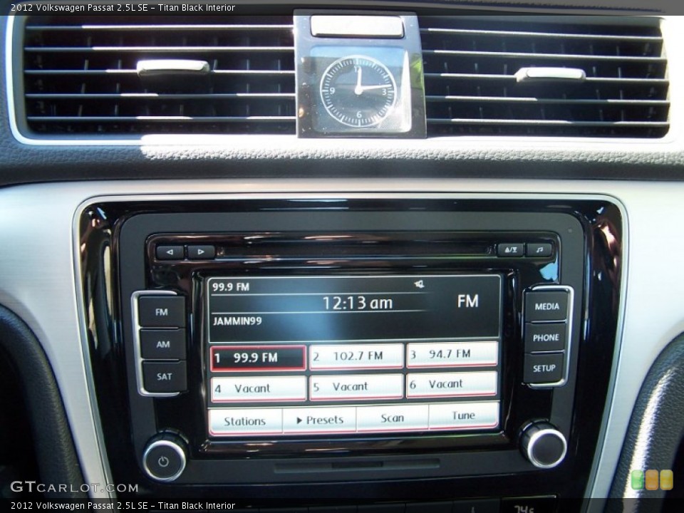 Titan Black Interior Controls for the 2012 Volkswagen Passat 2.5L SE #77370177