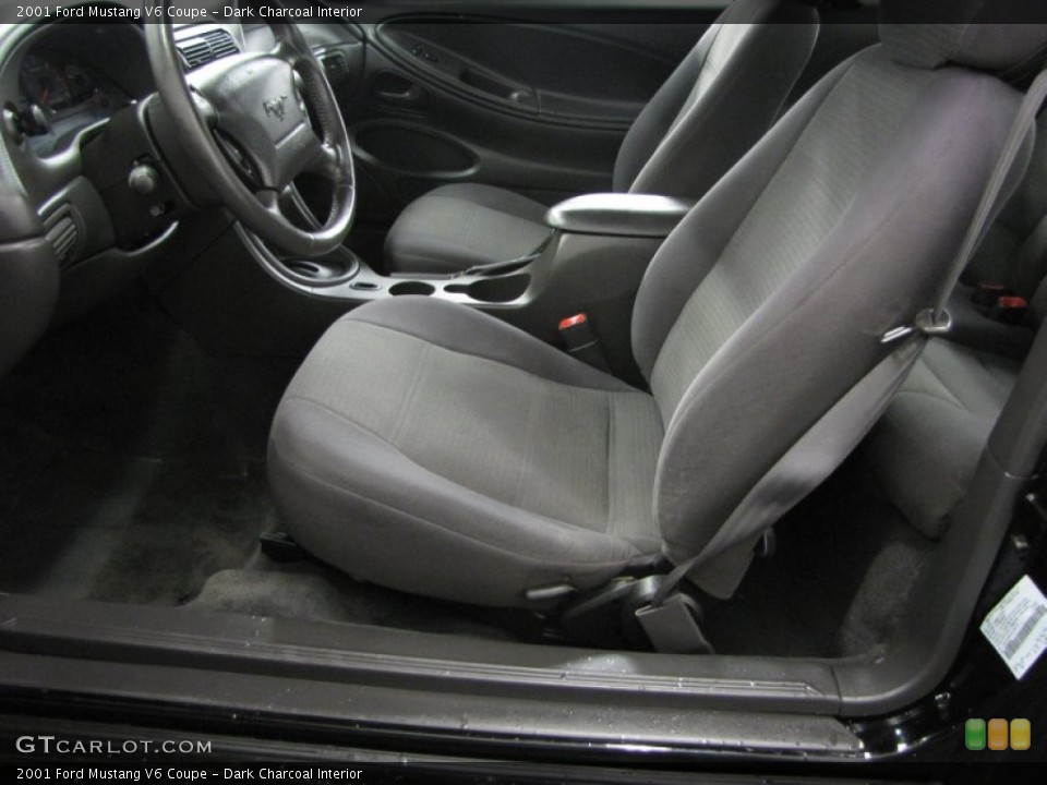 Dark Charcoal Interior Photo for the 2001 Ford Mustang V6 Coupe #77372875