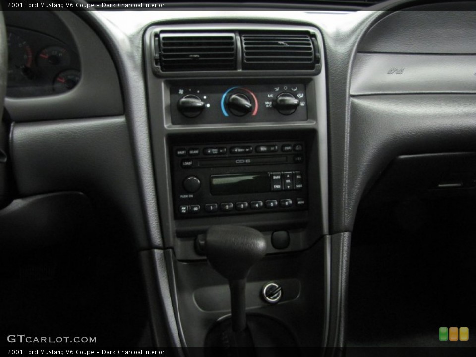 Dark Charcoal Interior Controls for the 2001 Ford Mustang V6 Coupe #77373168