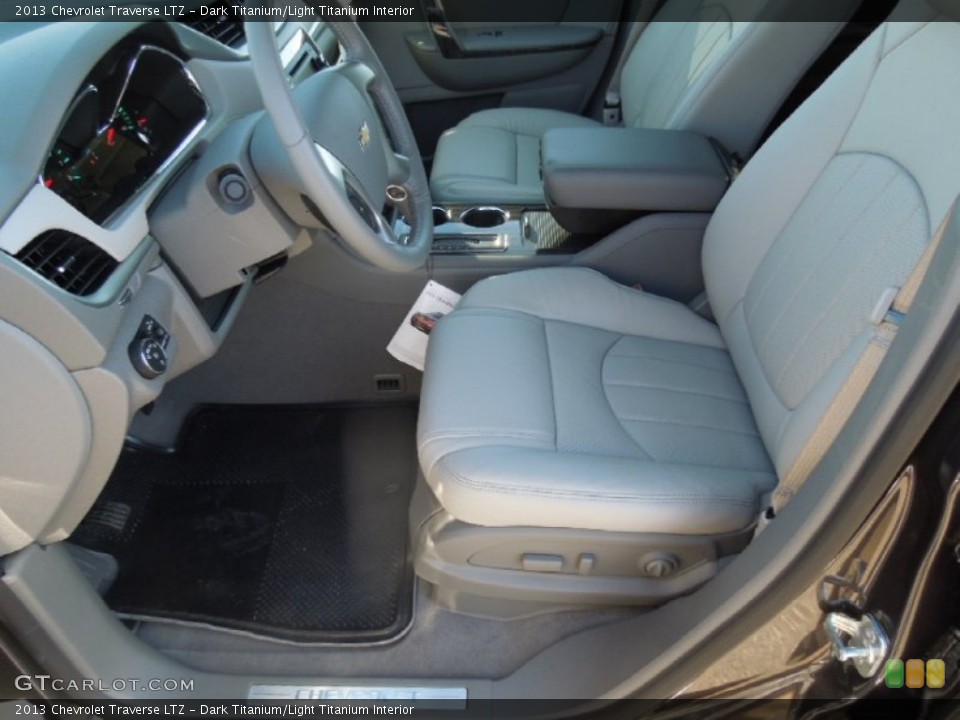 Dark Titanium/Light Titanium Interior Photo for the 2013 Chevrolet Traverse LTZ #77375985