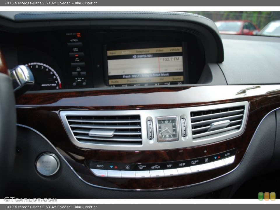 Black Interior Controls for the 2010 Mercedes-Benz S 63 AMG Sedan #77376165