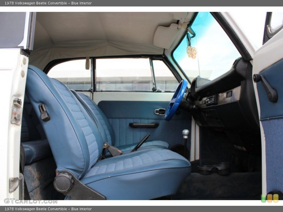 Blue Interior Photo for the 1978 Volkswagen Beetle Convertible #77376894