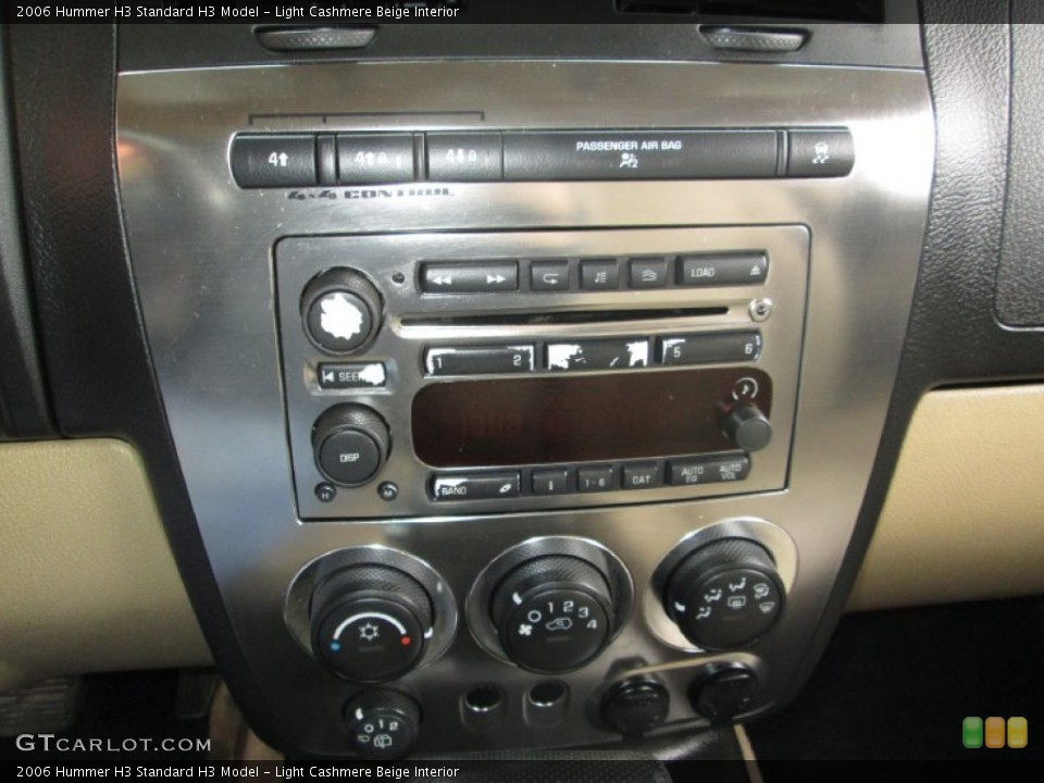 Light Cashmere Beige Interior Controls for the 2006 Hummer H3  #77381415
