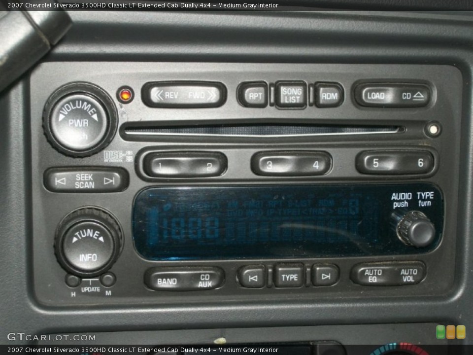 Medium Gray Interior Audio System for the 2007 Chevrolet Silverado 3500HD Classic LT Extended Cab Dually 4x4 #77385613