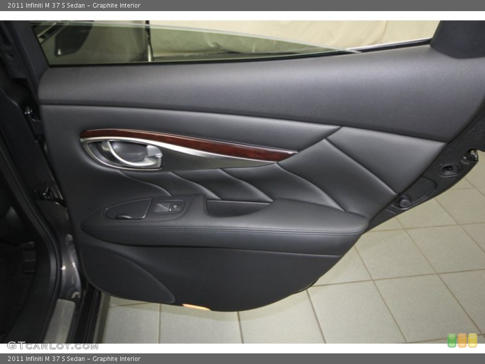 Graphite Interior Door Panel for the 2011 Infiniti M 37 S Sedan #77389525