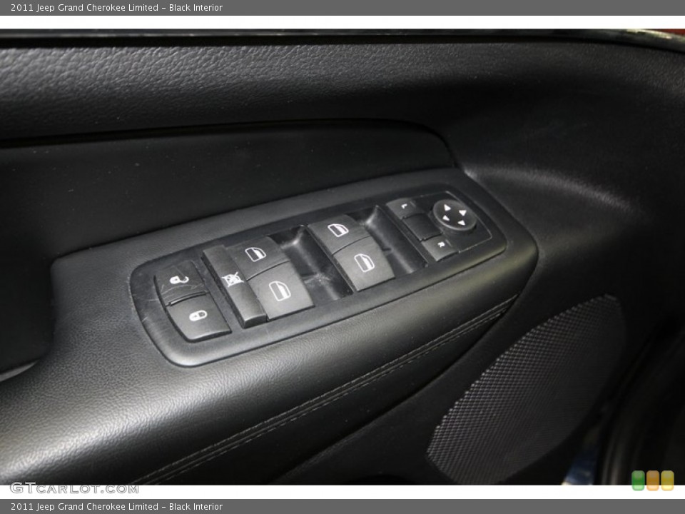 Black Interior Controls for the 2011 Jeep Grand Cherokee Limited #77390022