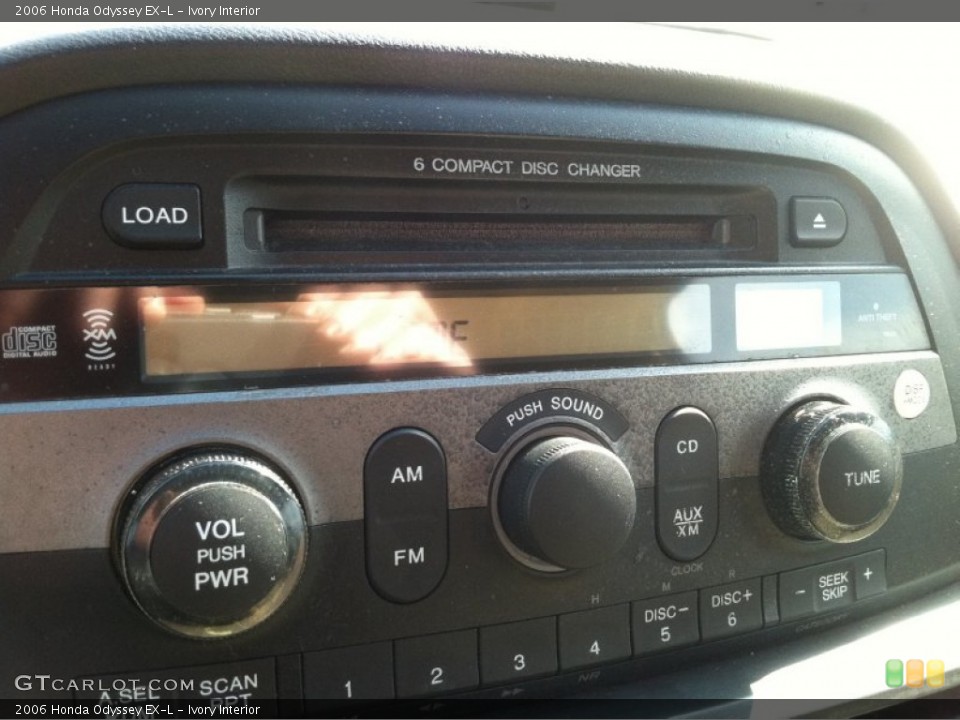 Ivory Interior Audio System for the 2006 Honda Odyssey EX-L #77390076