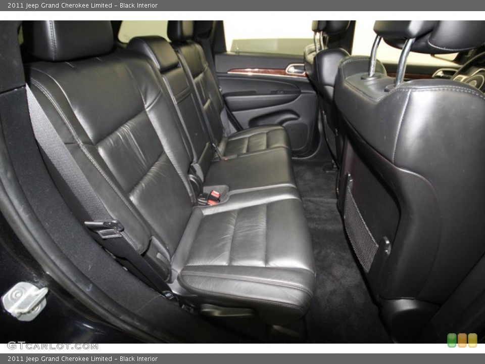 Black Interior Rear Seat for the 2011 Jeep Grand Cherokee Limited #77390431