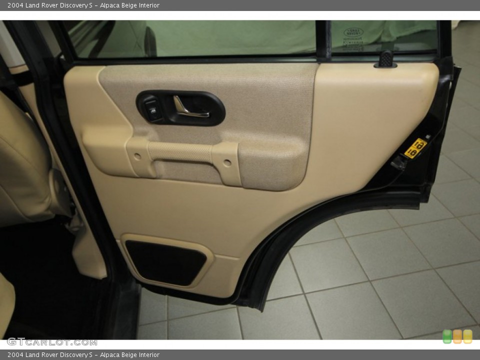 Alpaca Beige Interior Door Panel for the 2004 Land Rover Discovery S #77396031