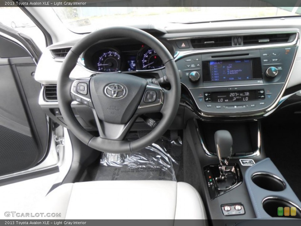 Light Gray Interior Dashboard for the 2013 Toyota Avalon XLE #77396246