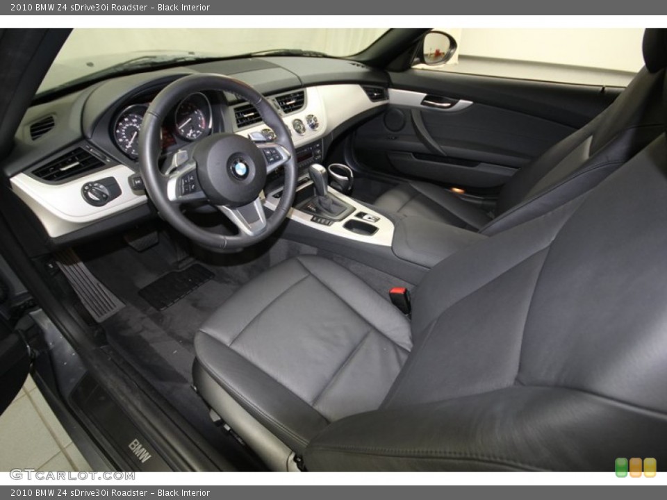 Black Interior Photo for the 2010 BMW Z4 sDrive30i Roadster #77396379