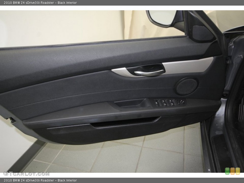 Black Interior Door Panel for the 2010 BMW Z4 sDrive30i Roadster #77396450