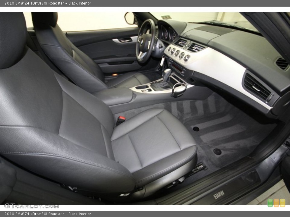 Black Interior Dashboard for the 2010 BMW Z4 sDrive30i Roadster #77396532