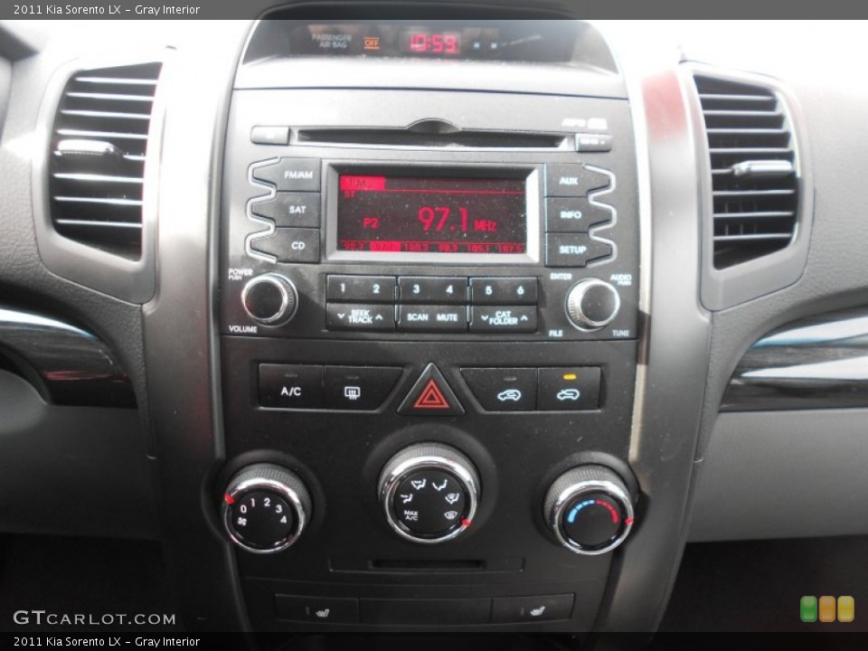 Gray Interior Controls for the 2011 Kia Sorento LX #77400161
