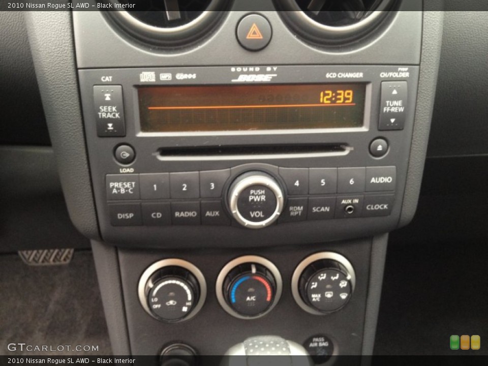 Black Interior Controls for the 2010 Nissan Rogue SL AWD #77400723