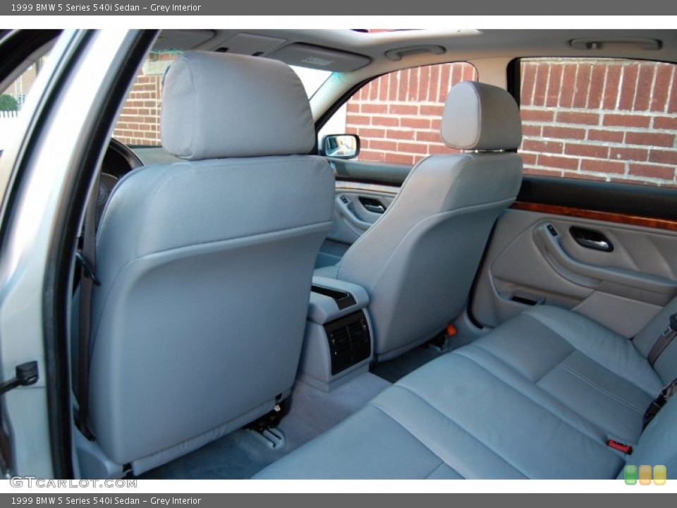 Grey Interior Rear Seat for the 1999 BMW 5 Series 540i Sedan #77404203