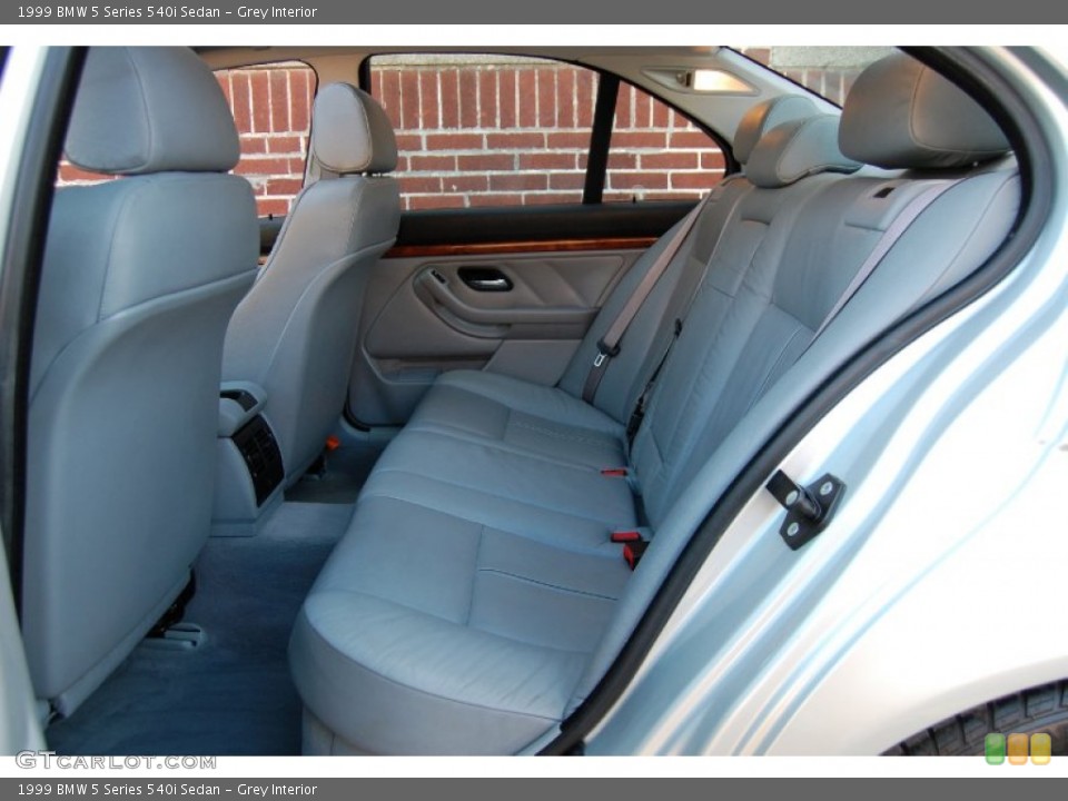 Grey Interior Rear Seat for the 1999 BMW 5 Series 540i Sedan #77404256