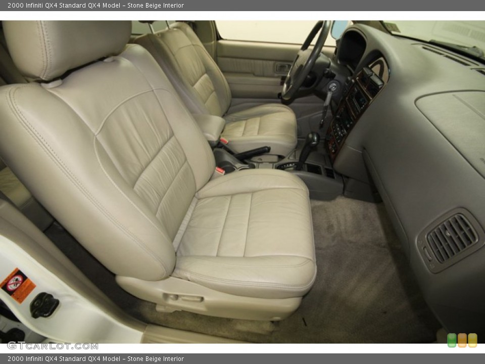 Stone Beige Interior Photo for the 2000 Infiniti QX4  #77406483