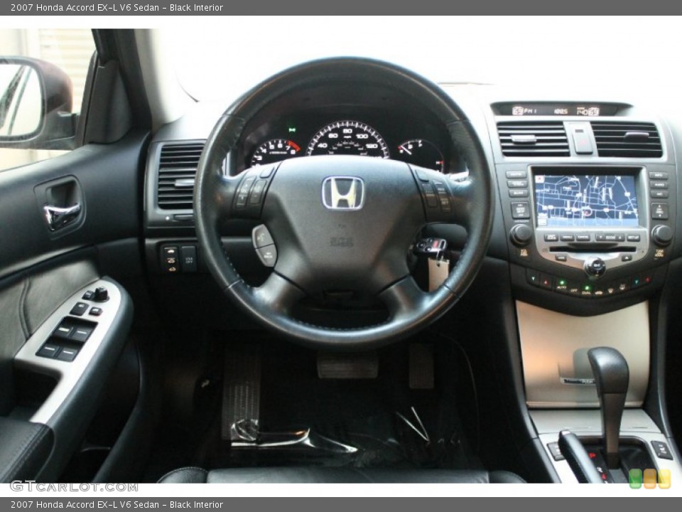 Black Interior Dashboard for the 2007 Honda Accord EX-L V6 Sedan #77406567