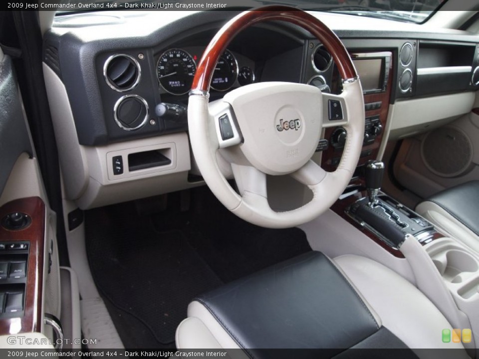 Dark Khaki/Light Graystone 2009 Jeep Commander Interiors