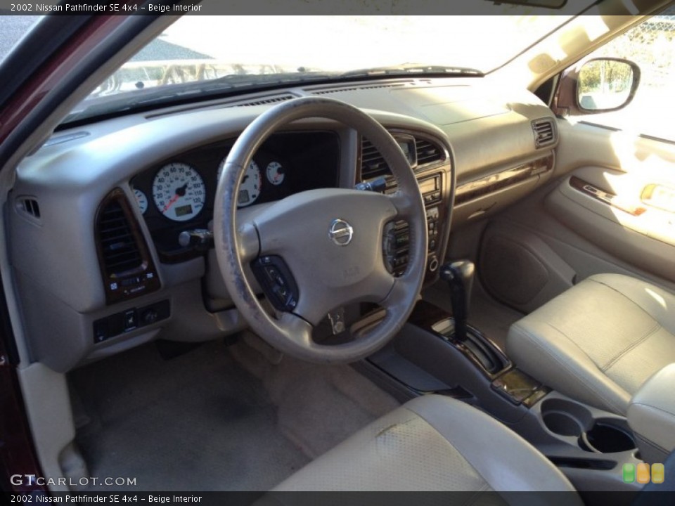 Beige 2002 Nissan Pathfinder Interiors