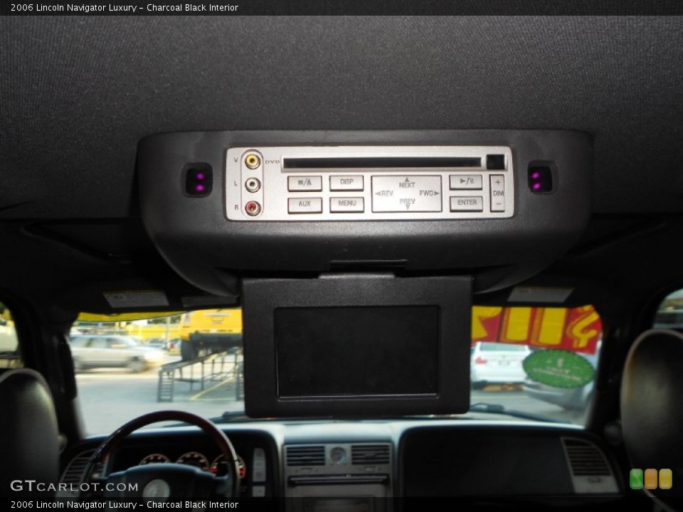Charcoal Black Interior Entertainment System for the 2006 Lincoln Navigator Luxury #77414200