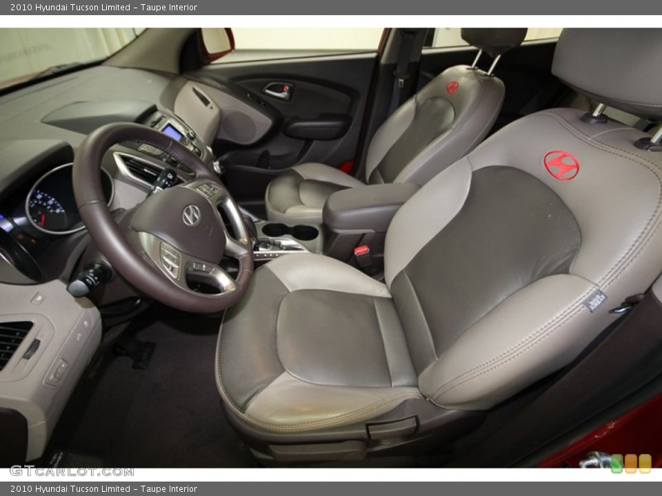 Taupe Interior Photo for the 2010 Hyundai Tucson Limited #77424474