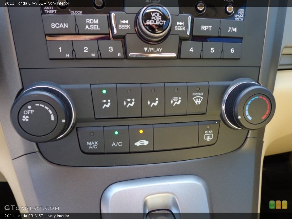 Ivory Interior Controls for the 2011 Honda CR-V SE #77430924
