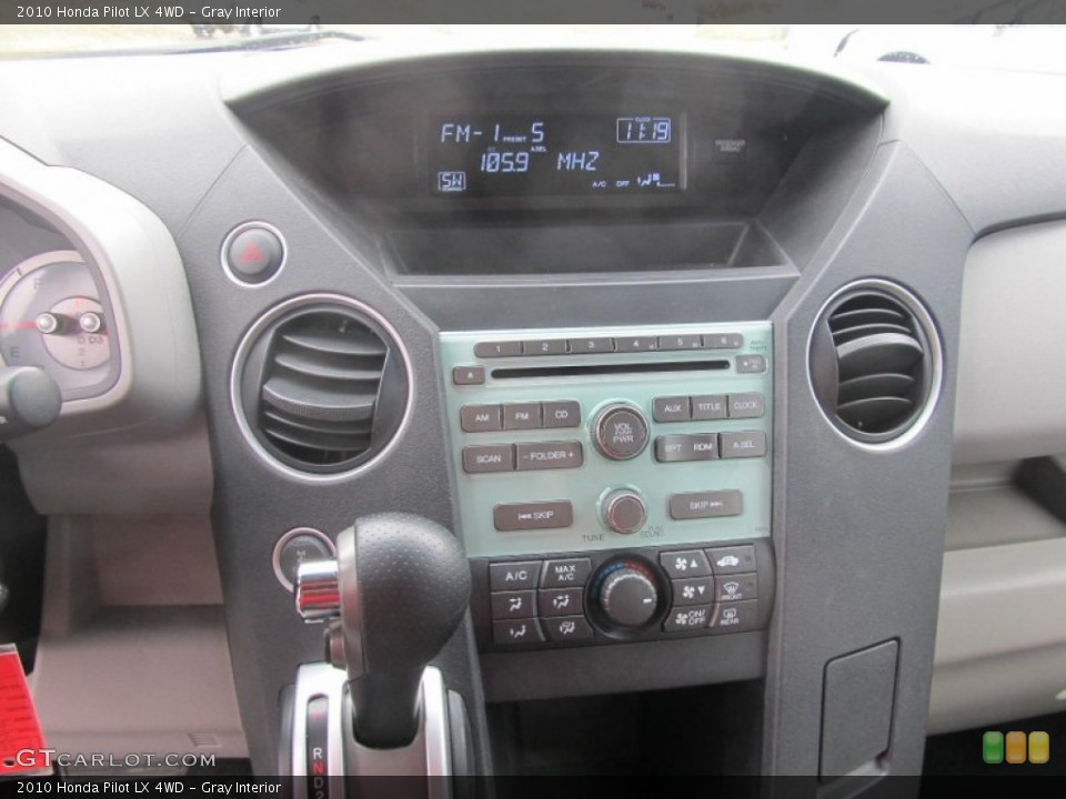 Gray Interior Controls for the 2010 Honda Pilot LX 4WD #77434540