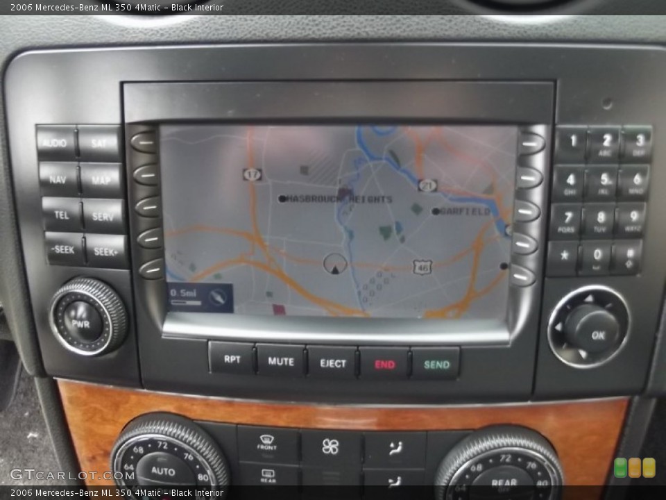 Black Interior Navigation for the 2006 Mercedes-Benz ML 350 4Matic #77437583