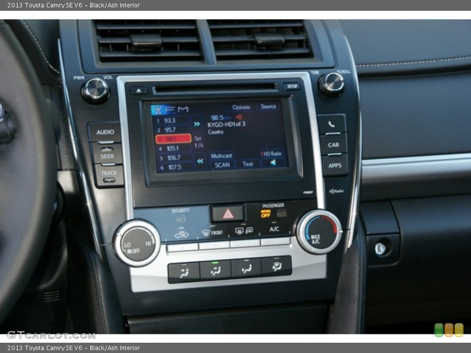 Black/Ash Interior Controls for the 2013 Toyota Camry SE V6 #77441406