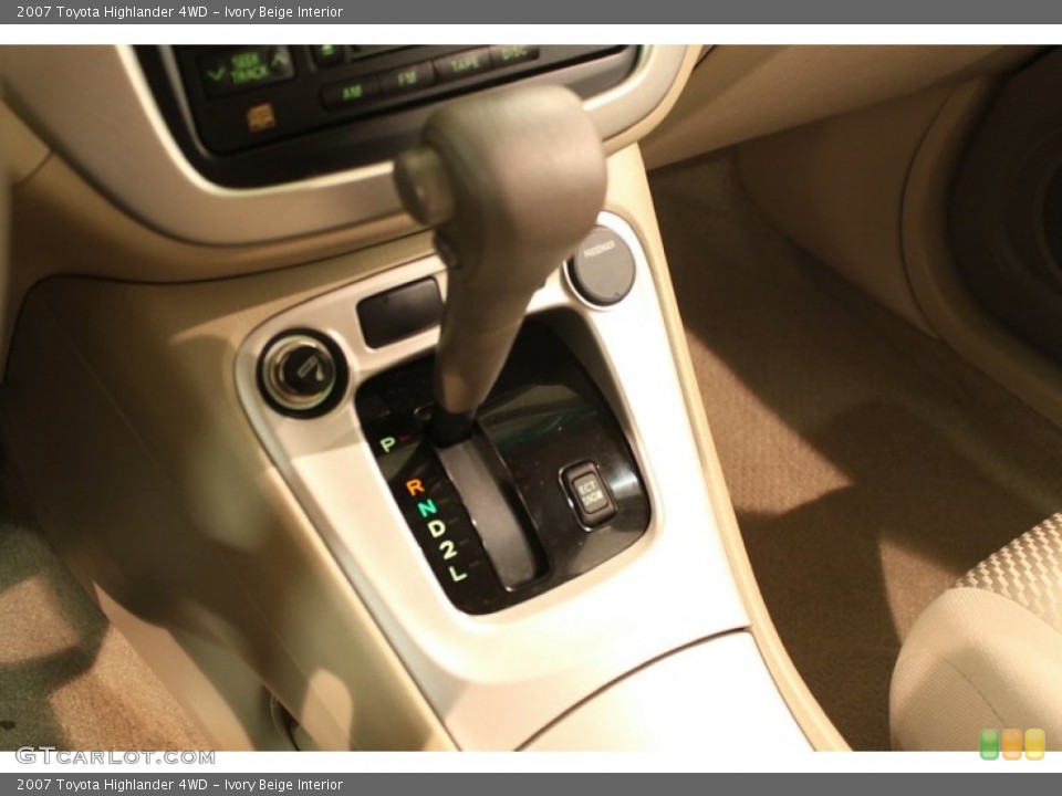 Ivory Beige Interior Transmission for the 2007 Toyota Highlander 4WD #77443414