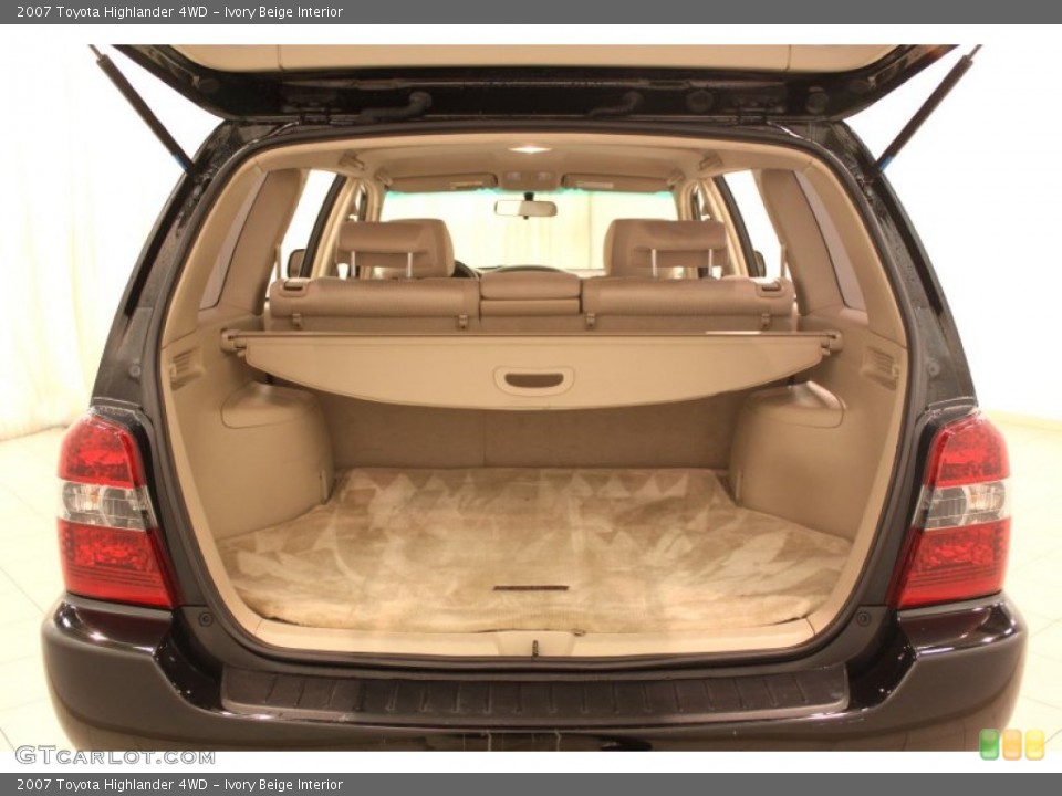 Ivory Beige Interior Trunk for the 2007 Toyota Highlander 4WD #77443535