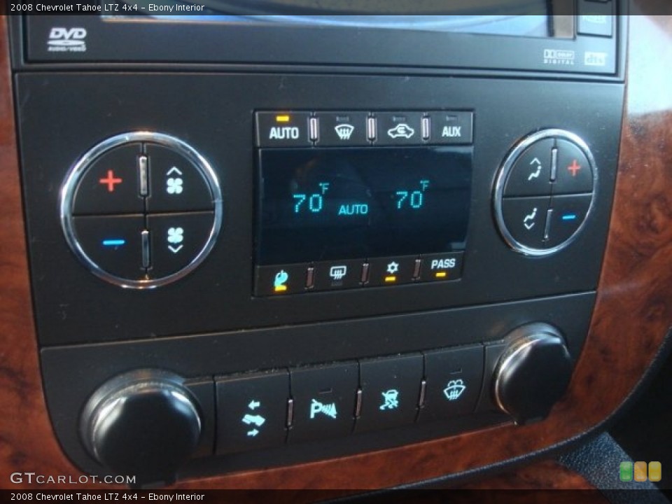 Ebony Interior Controls for the 2008 Chevrolet Tahoe LTZ 4x4 #77445295