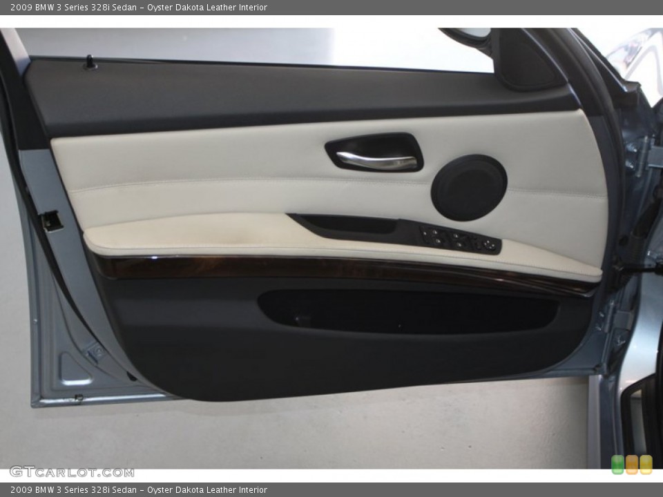 Oyster Dakota Leather Interior Door Panel for the 2009 BMW 3 Series 328i Sedan #77453538