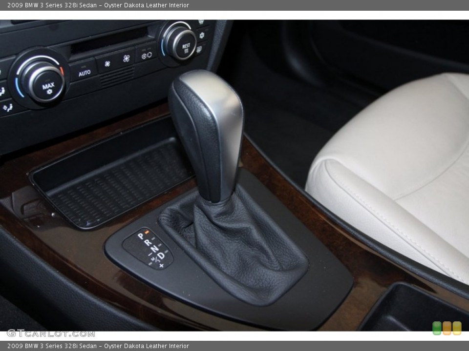 Oyster Dakota Leather Interior Transmission for the 2009 BMW 3 Series 328i Sedan #77453574
