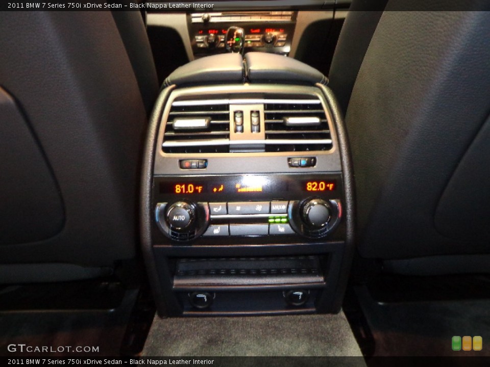 Black Nappa Leather Interior Controls for the 2011 BMW 7 Series 750i xDrive Sedan #77456061