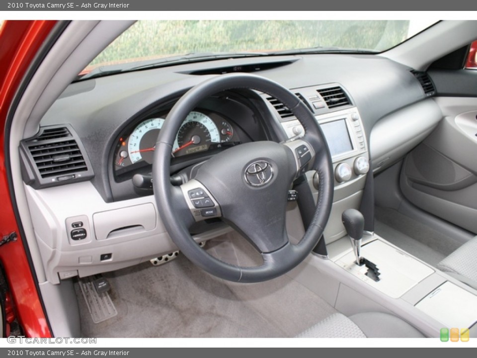 Ash Gray Interior Photo for the 2010 Toyota Camry SE #77458449