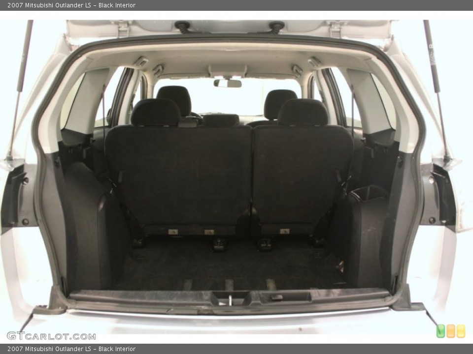 Black Interior Trunk for the 2007 Mitsubishi Outlander LS #77458611