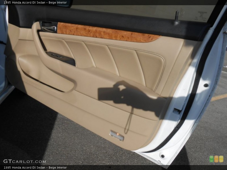 Beige Interior Door Panel for the 1995 Honda Accord EX Sedan #77462256