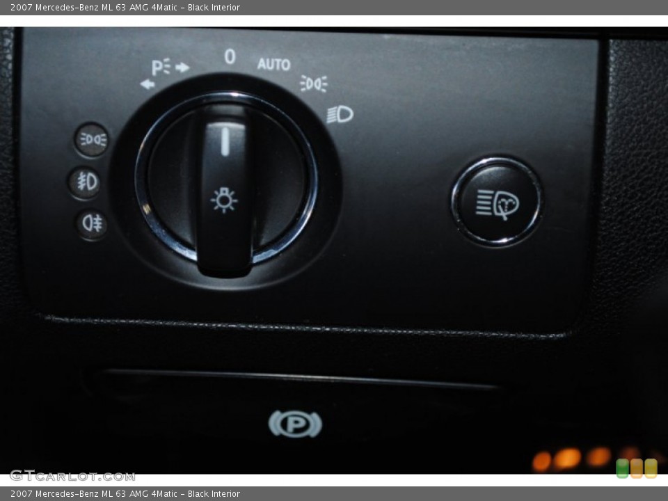 Black Interior Controls for the 2007 Mercedes-Benz ML 63 AMG 4Matic #77465520